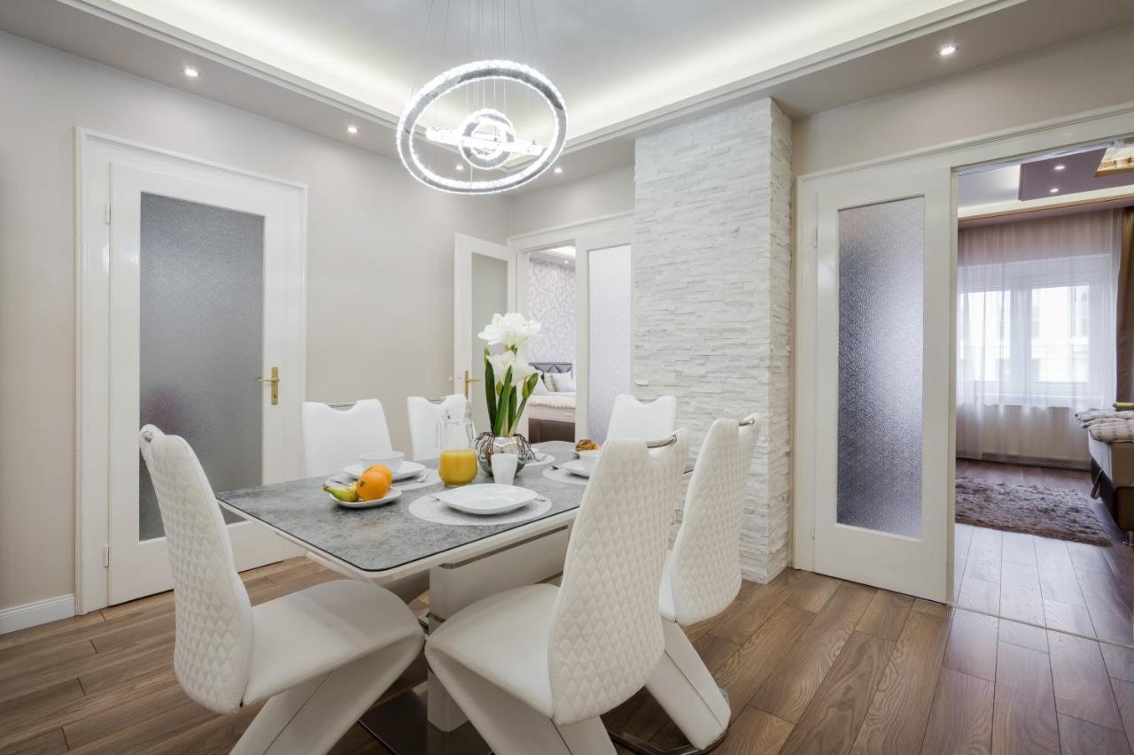 Bpr Ethereal Panoramic Suite With A/C & Balcony บูดาเปสต์ ภายนอก รูปภาพ