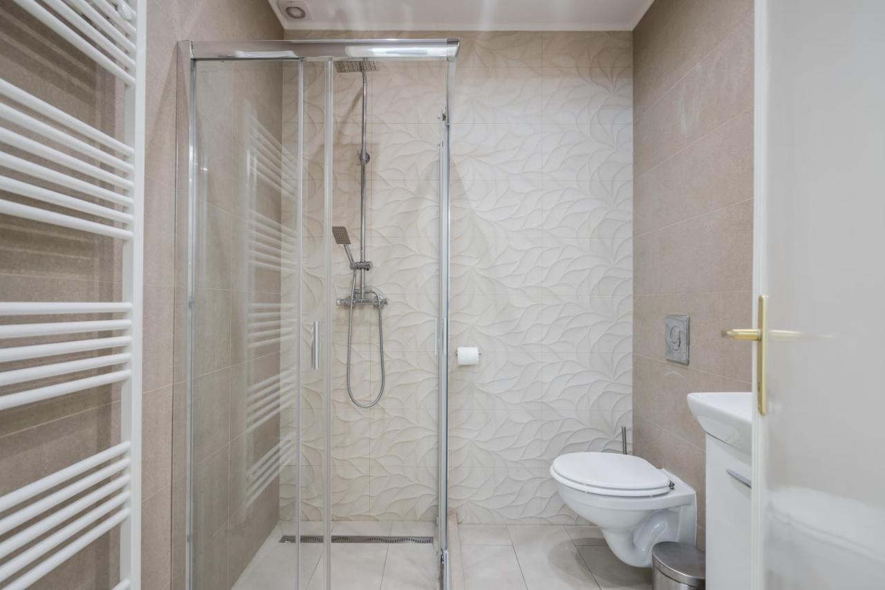Bpr Ethereal Panoramic Suite With A/C & Balcony บูดาเปสต์ ภายนอก รูปภาพ